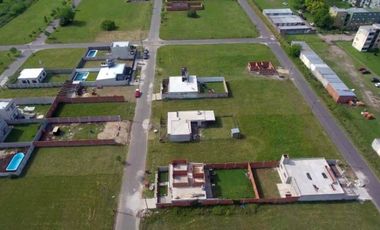 VENTA Lotes En Longchamps con escritura financiación propia