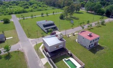 VENTA Lotes En Longchamps con escritura financiación propia