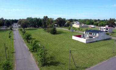 VENTA Lotes En Longchamps con escritura financiación propia
