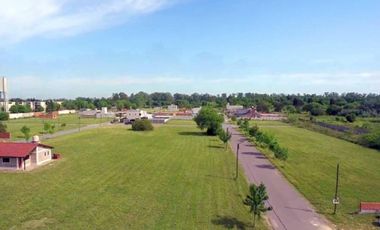 VENTA Lotes En Longchamps con escritura financiación propia
