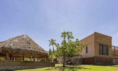 CASA EN VENTA EN EDEN LOS SABINOS EN AGUASC