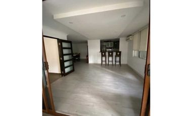 Se vende apartamento de 3 recámaras en Marbella 168 mts $210K