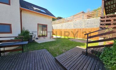 SE VENDE CASA 5D, CAMINO A PENCO, VILLA EL AROMO.