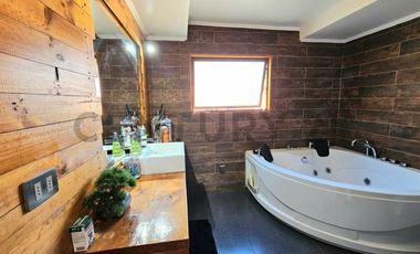 SE VENDE CASA 5D, CAMINO A PENCO, VILLA EL AROMO.