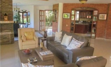 CASA FINCA AMBIENTE CAMPESTRE Y EXCELENTE VISTA POBLADO SAN LUCAS