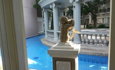 DiJual dibawah harga pasar Apartemen: The Riviera Mansion Pakuwon Indah - Surabaya (East Java) Pool-Front