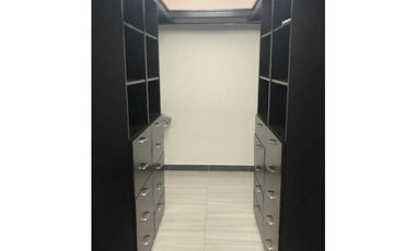 ALQUILO CASA EN ALTOS DE PANAMA