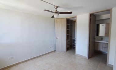 apartamento en arriendo en el corso. Cod A107043