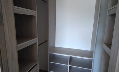 apartamento en arriendo en el corso. Cod A107043