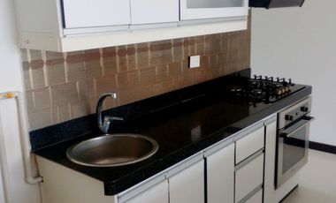 apartamento en arriendo/venta en cerritos. Cod A5763