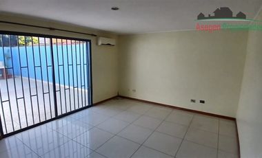 Casa en arriendo de 4 dorm. en Copiapó