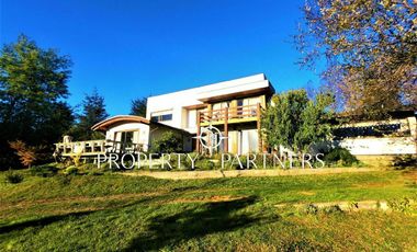 Gran casa en Condominio Lomas de Villarrica