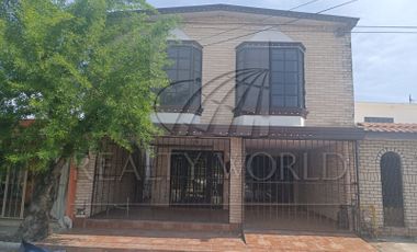 Casas Venta San Nicolás de los Garza Zona San Nicolas 69-CV-2632