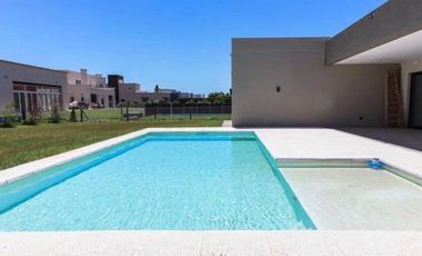 Venta de casa en el barrio de los talas