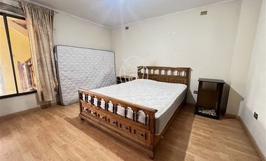 Casa en venta de 5 dorm. en Ñuñoa para inversión o vivir