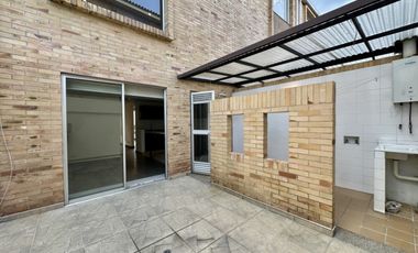 casa en arriendo en la balsa. Cod A5948