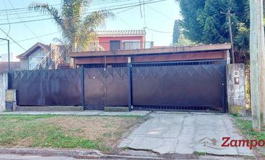 Venta 2 Casas en Berazategui 3 ambientes