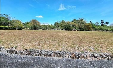 VENDO LOTE EN RESIDENCIAL CON GARITA DE SEGURIDAD