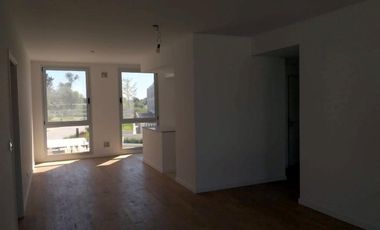 EXCELENTE 4 AMBIENTES A ESTRENAR CON AMARRA Y 2 COCHERAS EN BARRIO PRIVADO