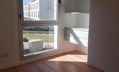 EXCELENTE 4 AMBIENTES A ESTRENAR CON AMARRA Y 2 COCHERAS EN BARRIO PRIVADO
