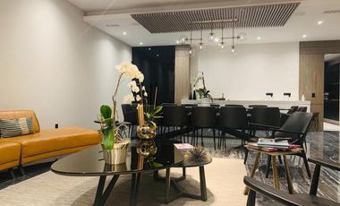 Casa en Venta en Interlomas en Privada (m2c212)