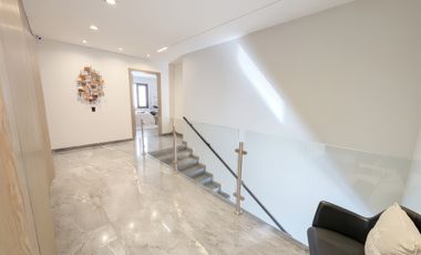 Casa en Venta en Interlomas en Privada (m2c212)