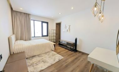 Casa en Venta en Interlomas en Privada (m2c212)