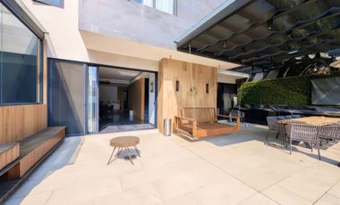 Casa en Venta en Interlomas en Privada (m2c212)