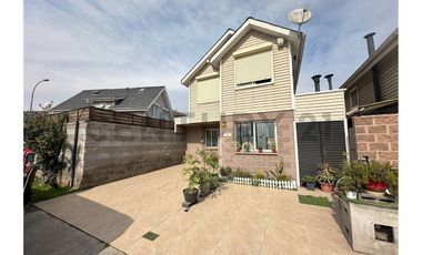 Casa en Quilicura Condominio a pasos del Metro