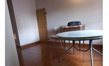 Chalet, excelente estado, 3 dormitorios.