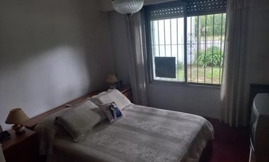 Chalet, excelente estado, 3 dormitorios.