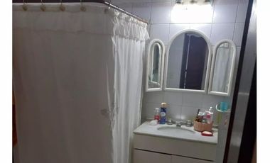 Chalet, excelente estado, 3 dormitorios.
