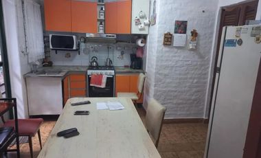 Chalet, excelente estado, 3 dormitorios.