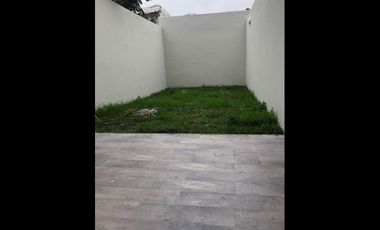 Triplex en Venta Ramos Mejia / La Matanza (A008 1007)