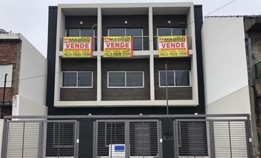 Triplex en Venta Ramos Mejia / La Matanza (A008 1007)