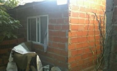 Casa en Barrio El Parque, La Carolina, Ing. Allan, Fcio. Varela