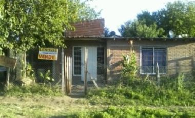 Casa en Barrio El Parque, La Carolina, Ing. Allan, Fcio. Varela