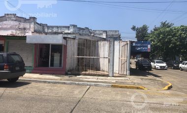 Local Comercial Grande, Centrico, Llave Esq. Morelos, Coatza