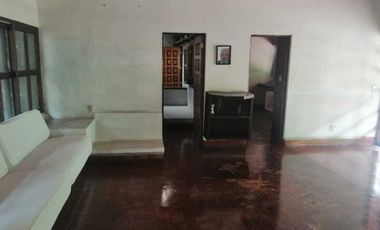 Hermosa casa de descanso con canales de agua de riego (JIUTEPEC)