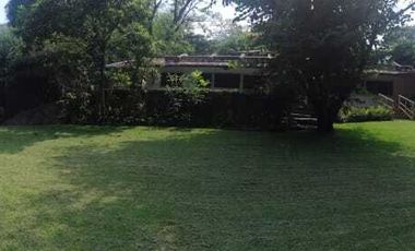 Hermosa casa de descanso con canales de agua de riego (JIUTEPEC)