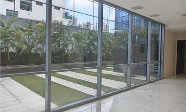 SE ALQUILA OFICINA DE 125 MTS EN COSTA DEL ESTE