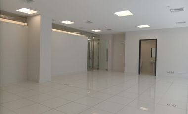 SE ALQUILA OFICINA DE 125 MTS EN COSTA DEL ESTE