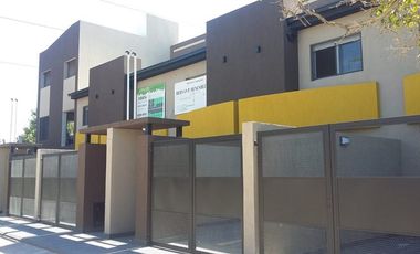 Duplex en venta en Quilmes Oeste
