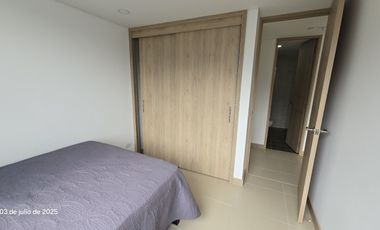 apartamento en arriendo en el esmeraldal. Cod A512255