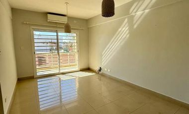 Departamento con Cochera-Venta-Martín Coronado
