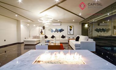 Casa de Lujo en Venta en Zapopan Condominio Ayamonte