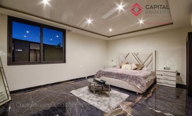Casa de Lujo en Venta en Zapopan Condominio Ayamonte