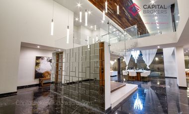 Casa de Lujo en Venta en Zapopan Condominio Ayamonte