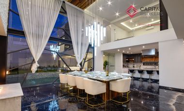 Casa de Lujo en Venta en Zapopan Condominio Ayamonte