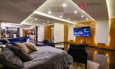 Casa de Lujo en Venta en Zapopan Condominio Ayamonte